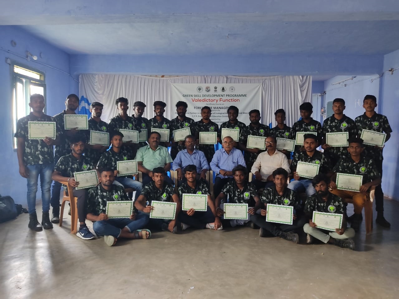 FFM Trainees with course completion certificate